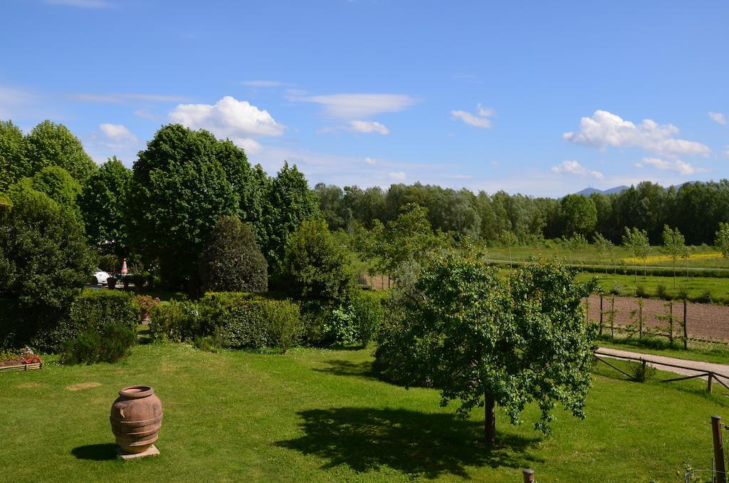 Agriturismo Al Podere Di Rosa Lucca Eksteriør billede