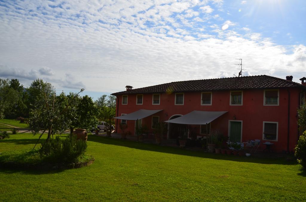 Agriturismo Al Podere Di Rosa Lucca Eksteriør billede